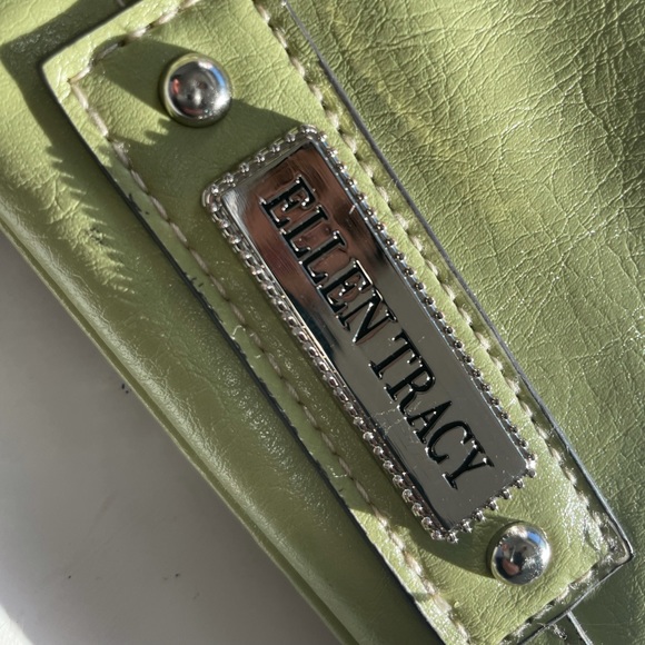 Sage green Ellen Tracy bag, perfect condition never used - Picture 4 of 5